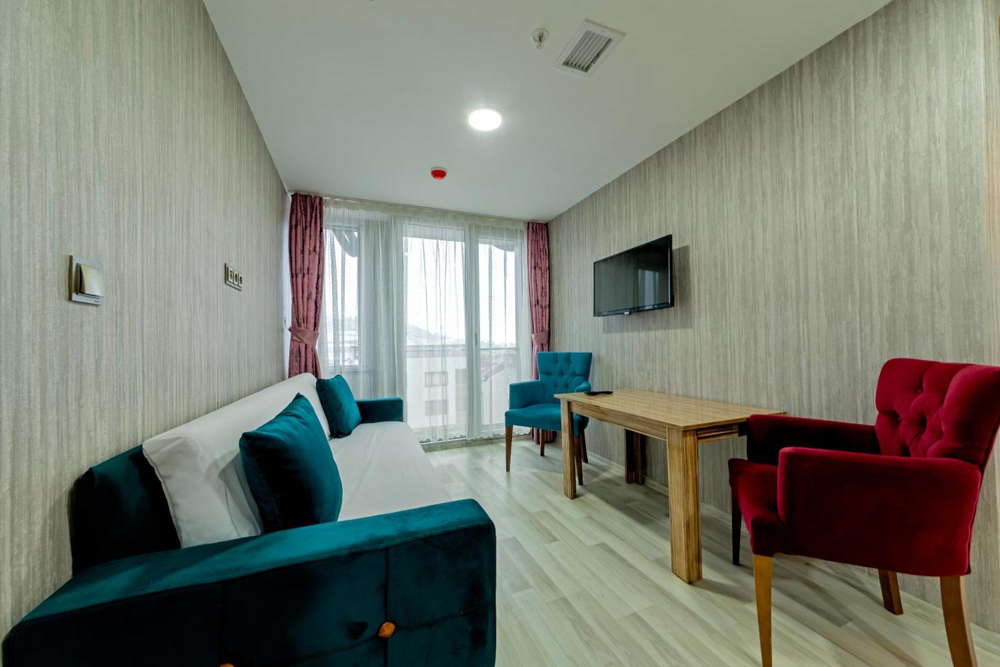 Royal Babil Suites Hotel ทรับซอน ภายนอก รูปภาพ