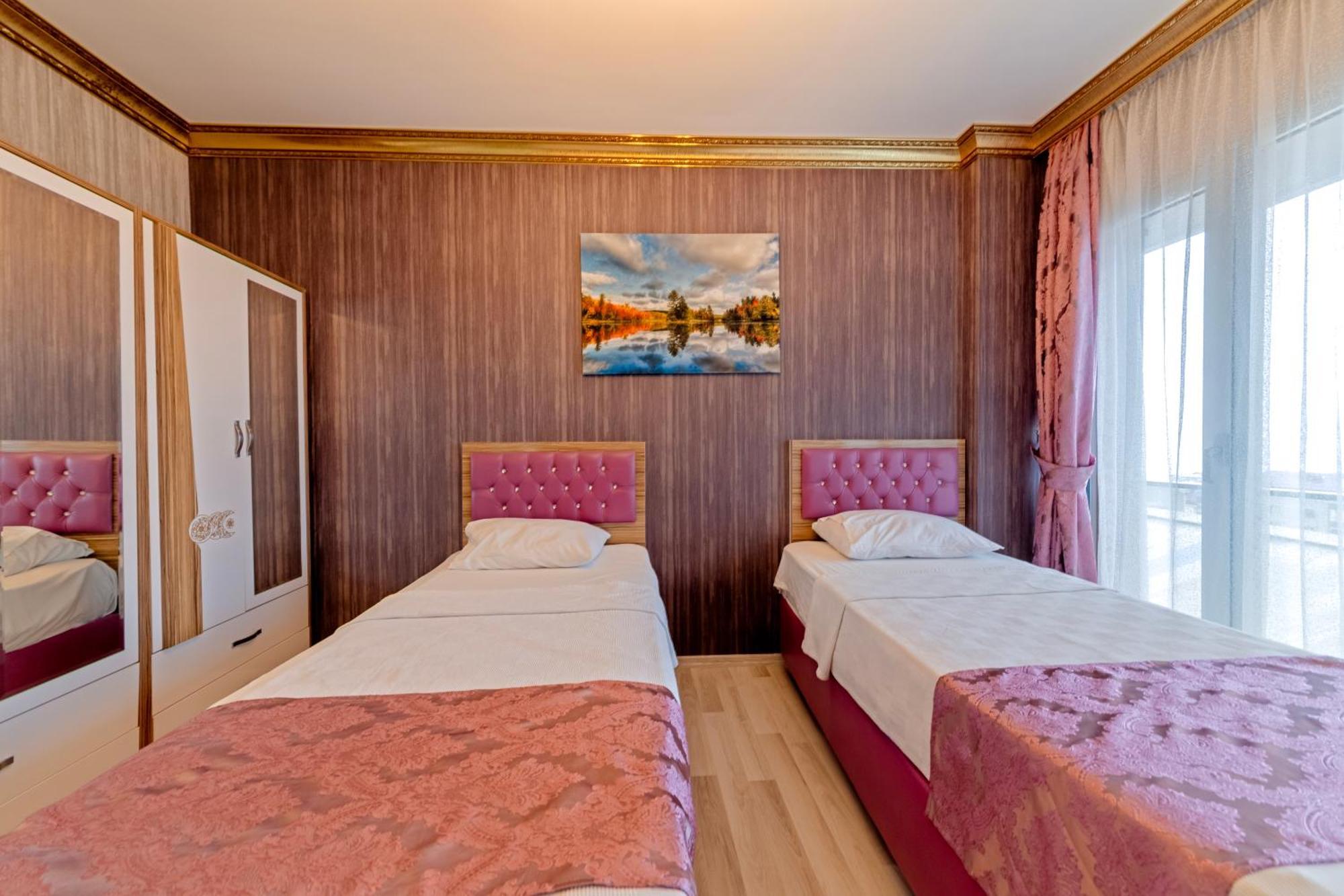Royal Babil Suites Hotel ทรับซอน ภายนอก รูปภาพ