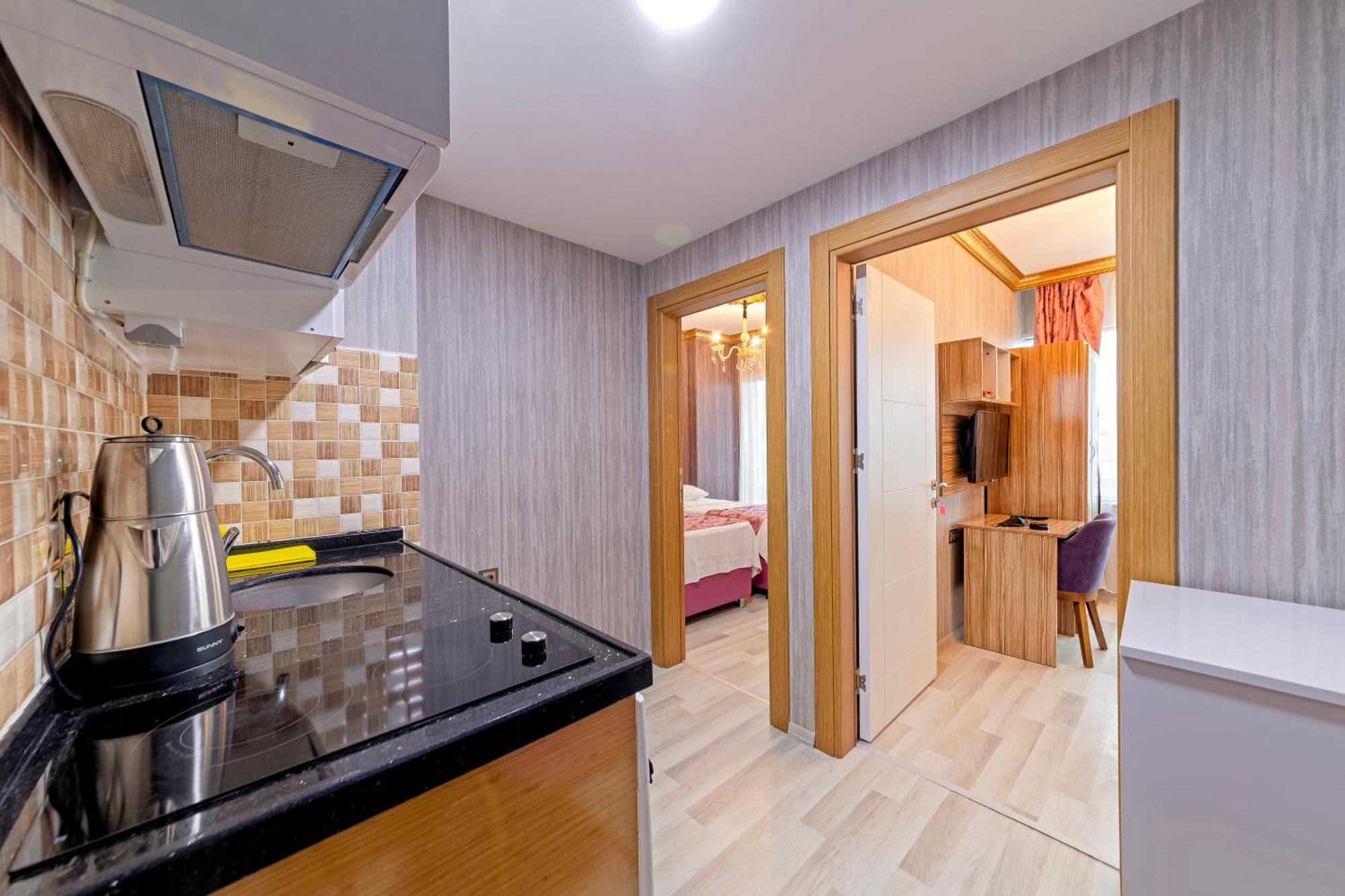 Royal Babil Suites Hotel ทรับซอน ภายนอก รูปภาพ