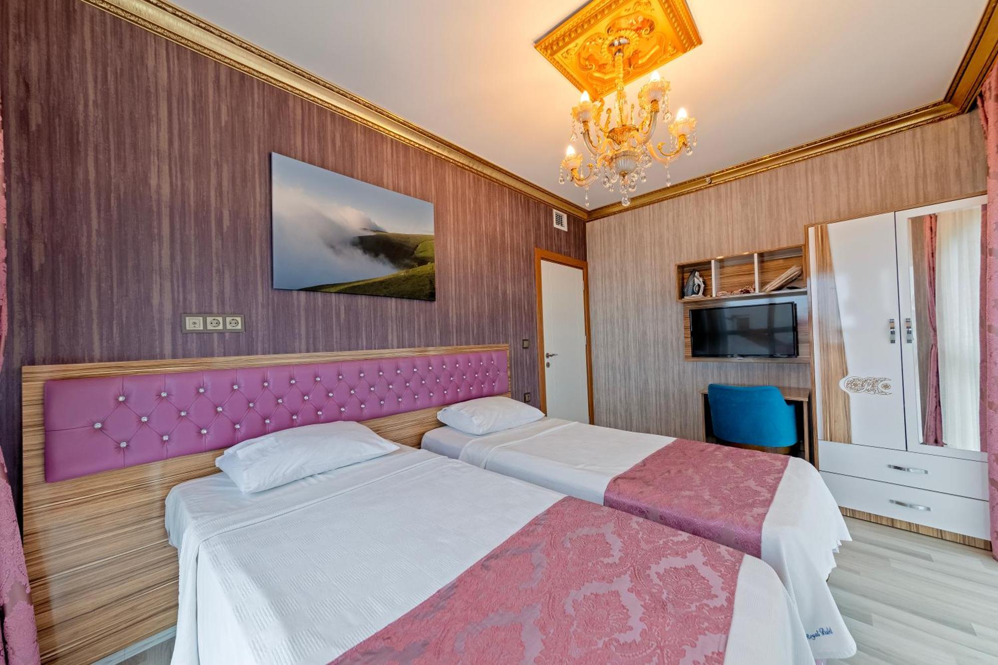 Royal Babil Suites Hotel ทรับซอน ภายนอก รูปภาพ