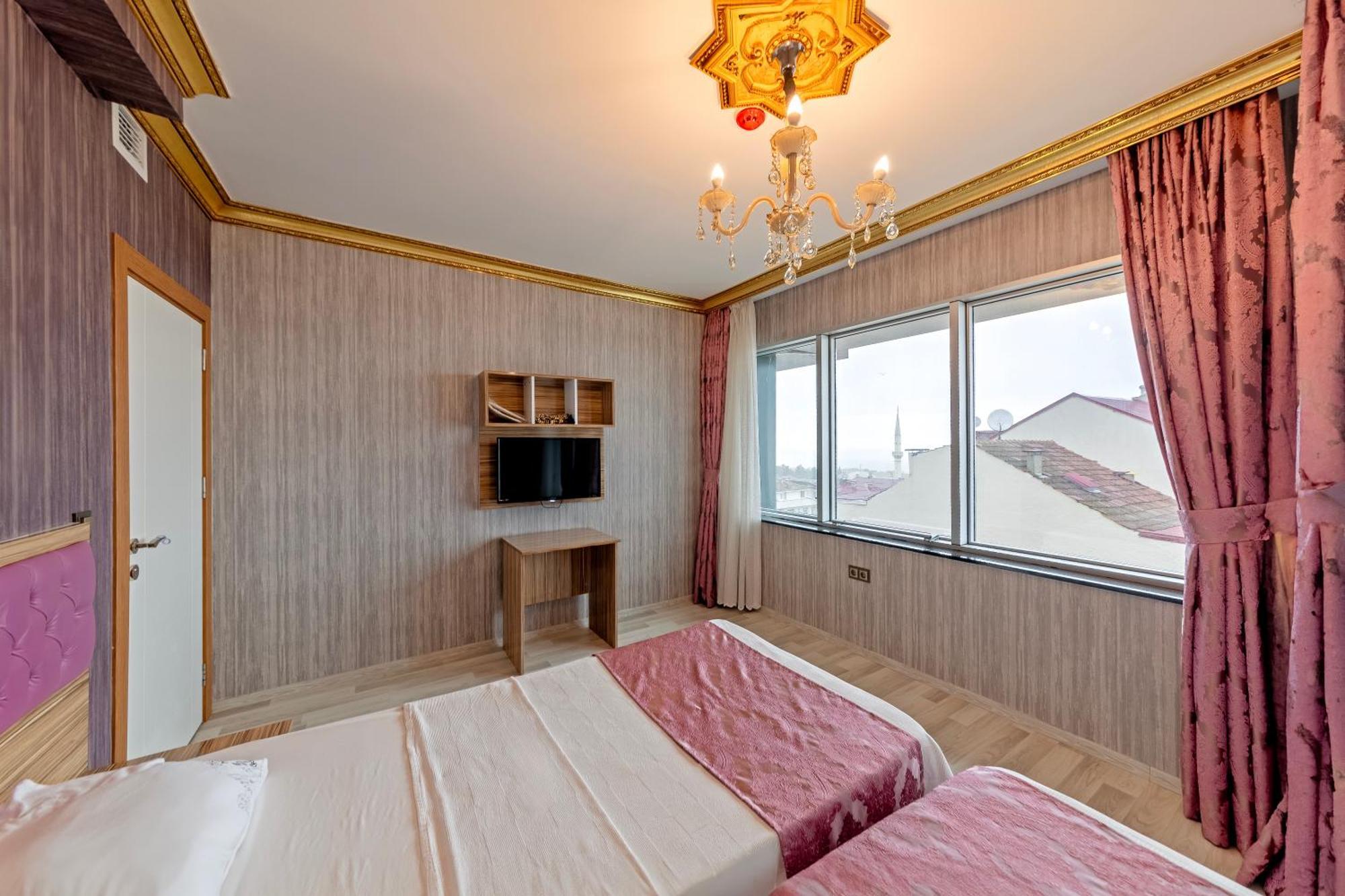 Royal Babil Suites Hotel ทรับซอน ภายนอก รูปภาพ
